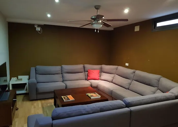 Casa Flamboyant Вілла Адехе