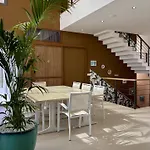 Casa Flamboyant 아데제