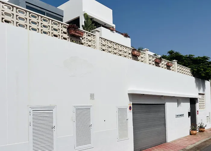 Casa Flamboyant Адехе