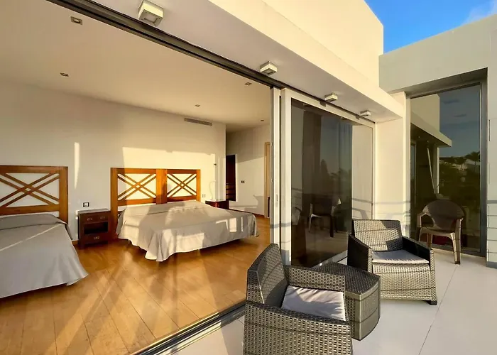 Casa Flamboyant Villa